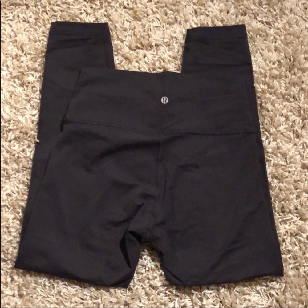 Lululemon black leggings